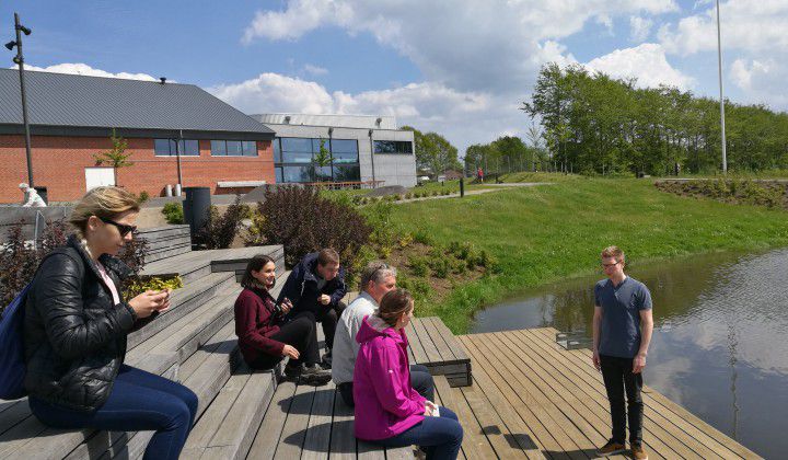 Danish colleague presenting the Coast2Coast Climate Challange project