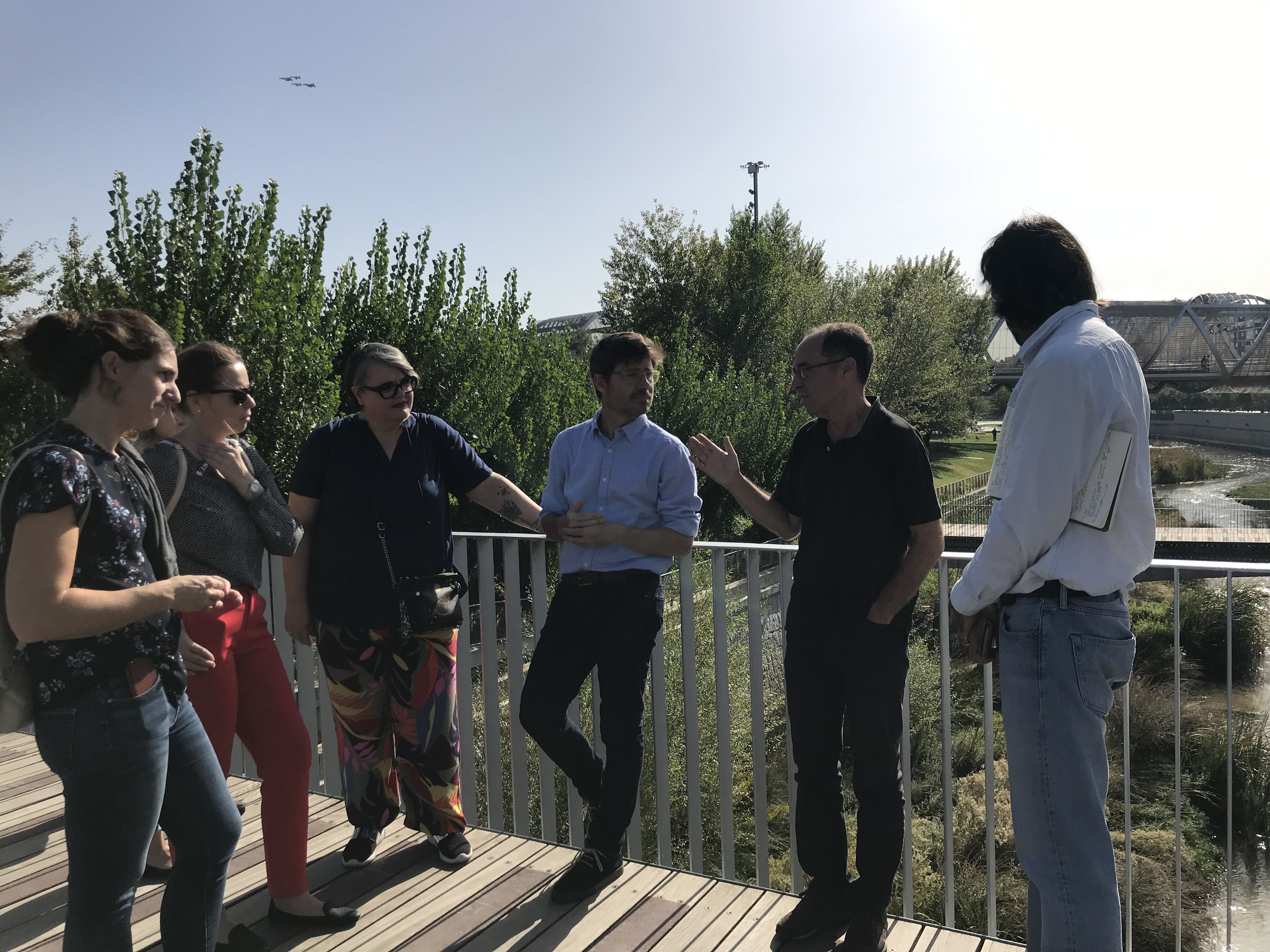 Rafael L&oacute;pez, head of the Climate Change Unit of the Madrid City Council, describes the rehabilitation of the Manzanares River in details