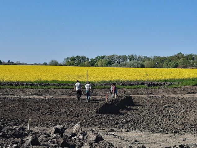 Construction of the reservoir lake and the artefacts